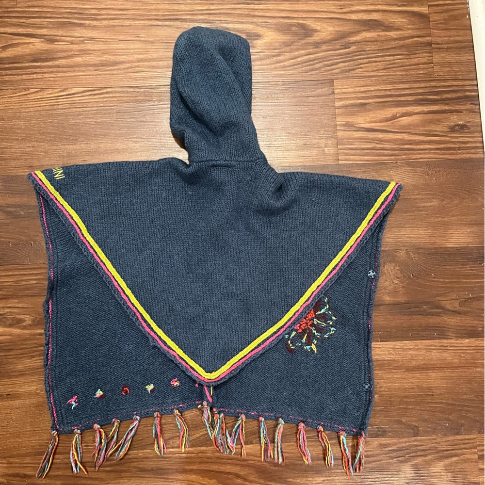 Catimini Girls Hooded Scarf Wrap Age 5 - Picture 4 of 12